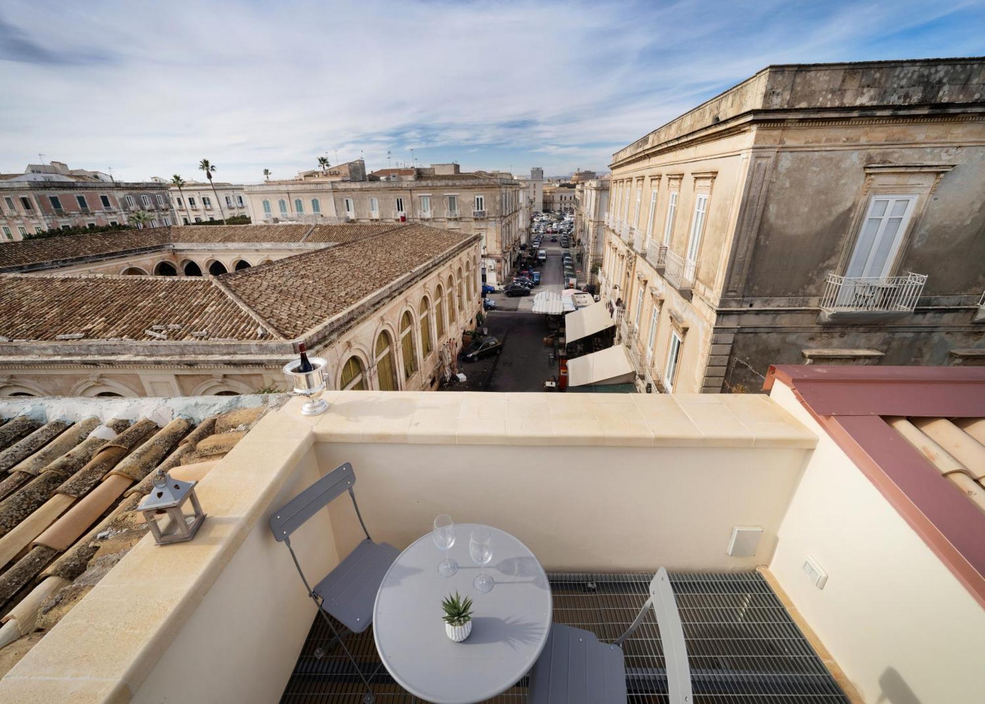 Arco Del Mercato Apartment 锡拉库扎 外观 照片