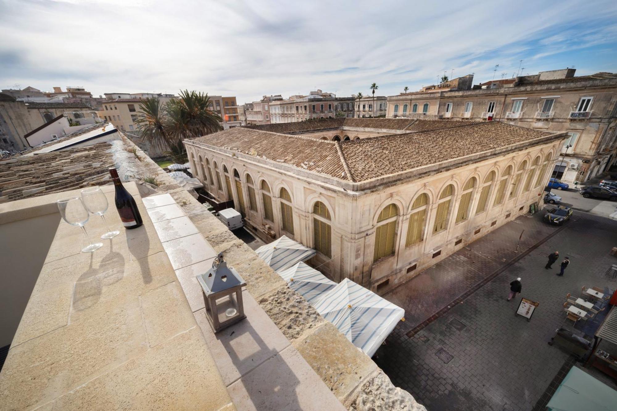 Arco Del Mercato Apartment 锡拉库扎 外观 照片